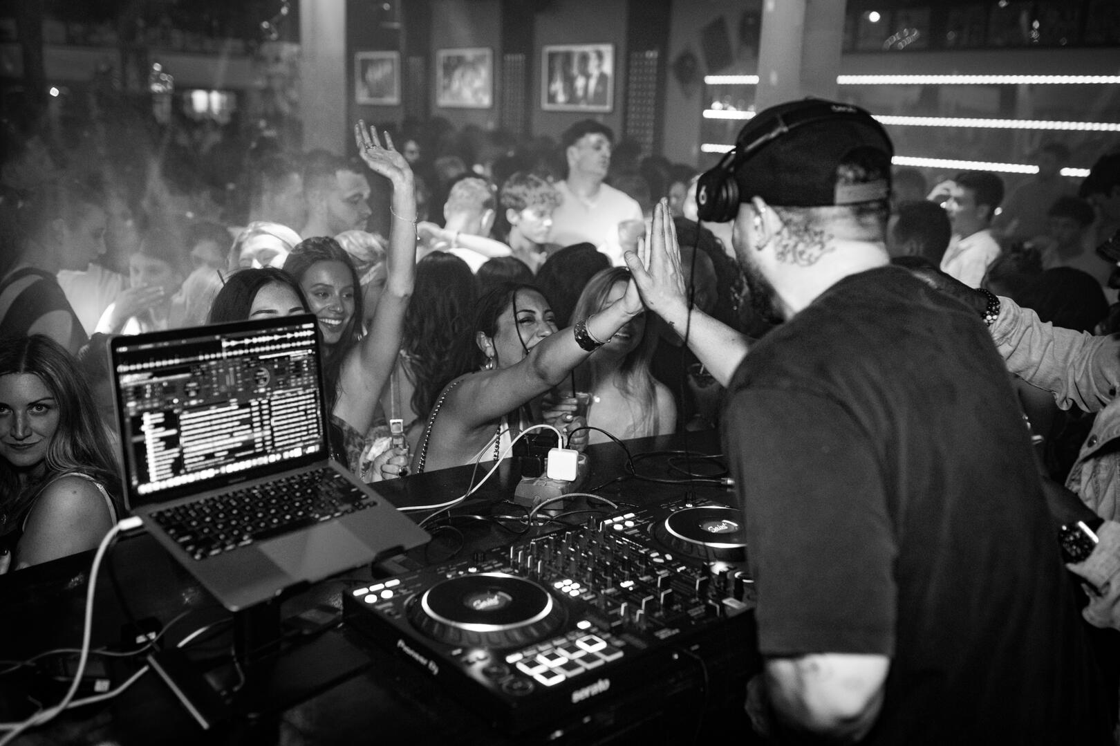 Saint Entertainment and Events